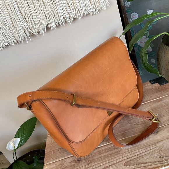 Madewell Tan Leather Shoulder Bag - Picture 8 of 16